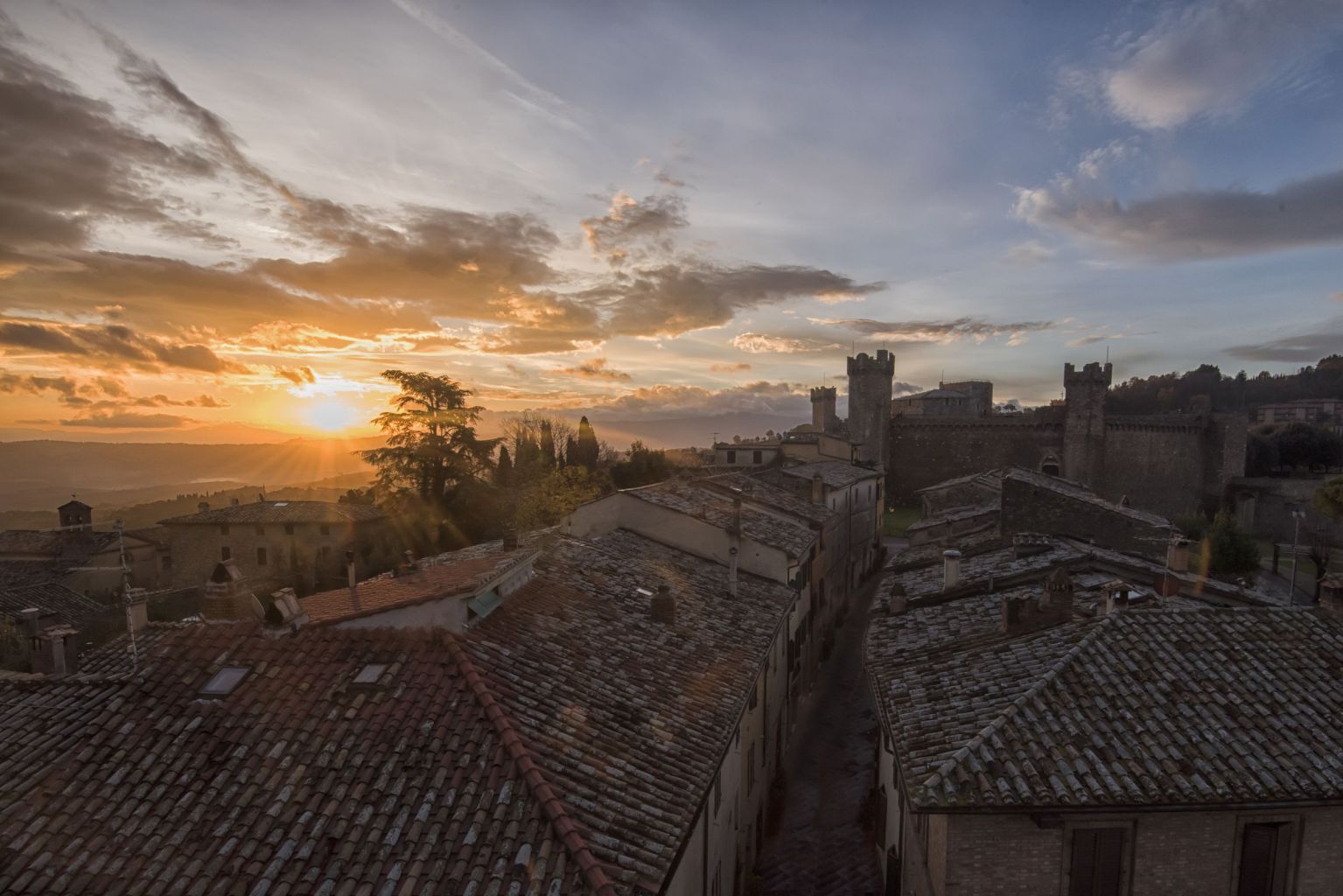 Fortezza Trecentesca e Porta al Cassero